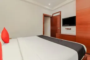 Hotel Lake View - Image 2