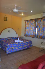 Cactus Inn - Image 3