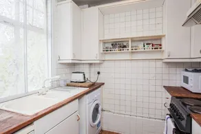 Unique, Quirky 1 Bed in Belsize Park - Image 2