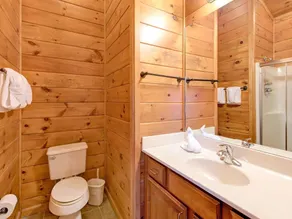 The Great Escape II 5 Bedroom Mountain View Home with Hot Tub - Image 2