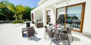 Oceanview Luxury Villa 069 - Image 5
