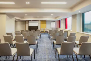 Hyatt Place West London/Hayes - Image 2