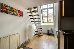 Beautiful Flat Fits 2 in Jules Ferry - Image 5