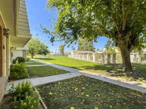 Southwest Splendor 2BR Tempe Townhome - Image 3