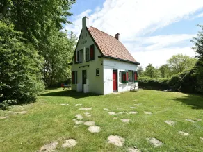 Detached Ouddorp Home with Enormous Garden near Beach - Image 5