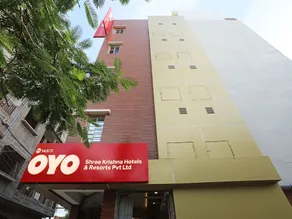 Shree Krishna Hotel by OYO Rooms - Image 3