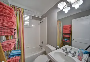 18 Coast Cottage Lane by Hodnett Cooper - Image 4