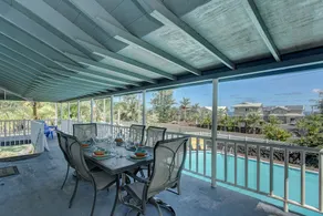 Kaloli Sunrise By The Sea 2 Bedroom Home by Redawning - Image 2