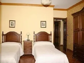 Malaga 100226 3 Bedroom Villa By Mo Rentals - Image 3