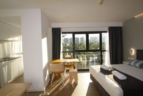 Alameda Science Hotel Boutique - Image 2