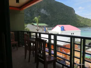 Garnet Hotel - Image 4