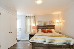 Sunshine Inn - Image 2