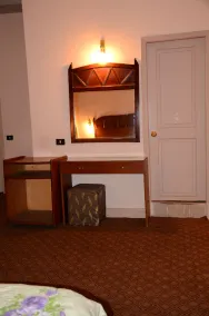 Louris Inn - Image 2