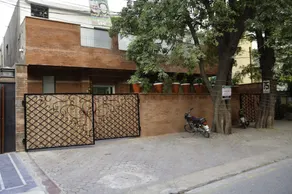 Hotel Luxury Palace - Image 5