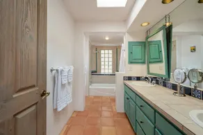 Casa Pinzon - Private Getaway, Minutes From Downtown - Image 5