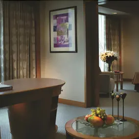 Jinxiu Lidu Holiday Hotel - Image 3