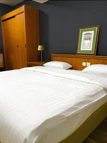 Hotel Des Deux Gares - Image 2