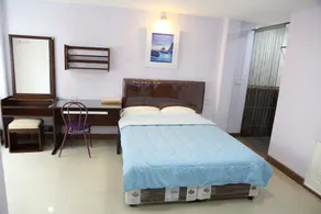 Mahajak Residences Sukumvit31 - Image 4