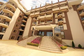 Menada Apartments in Golden Rainbow - Image 5