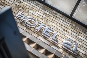 Hotel 21 - Image 5