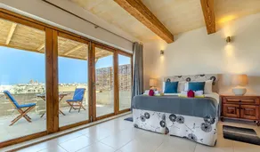 Gozo Penthouse with private Rooftop Jacuzzi, Terrace + Views - Image 5