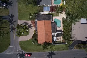 Tropical Oasis Fantastic 4 BD 3 BTH Home - Image 4