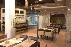 Hotel Diadem - Image 5