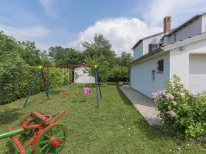 Beautiful villa with a large pool and wonderful garden for your dream vacation - Image 2