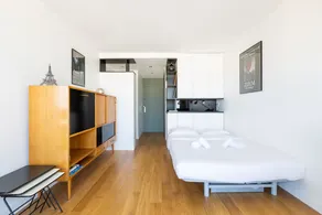 Veeve Spectacular Views From Batignolles monceau - Image 4