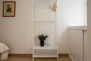 Modern 2 Bed Apt 10min From Las Ventas - Image 3