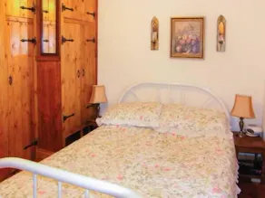 Johnny's Cottage - Image 2