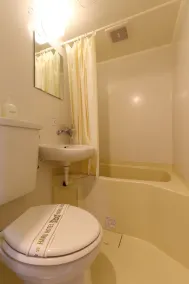 Haru Hotel - Image 4