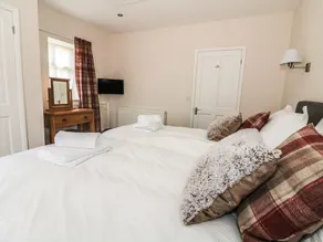 The Annexe Mill Farmhouse - Image 2