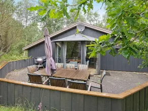 Tranquil Holiday Home in Jutland With Whirlpool - Image 4