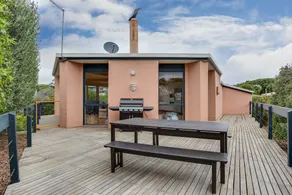 Latham Beach House - Image 3
