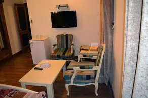 Continental House - Image 3