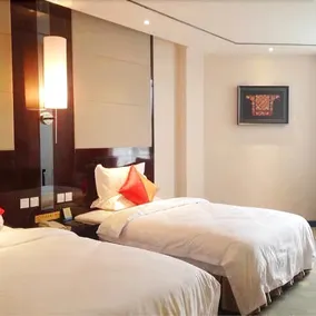 Lang Bo Hotel - Image 5