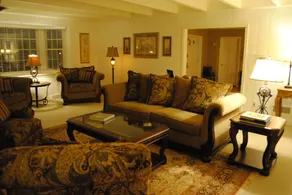Wooden Duck Bed and Breakfast - Image 2