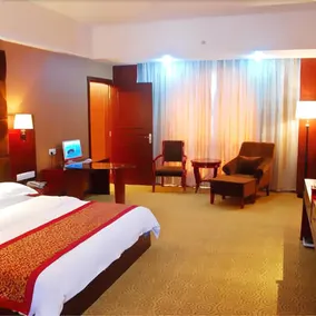 Longjin International Hotel - Image 3