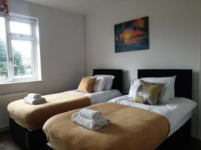Remarkable 3-bed House in Ipswich - Image 4