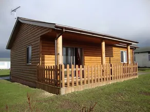 Seagulls Log Cabin - Image 5