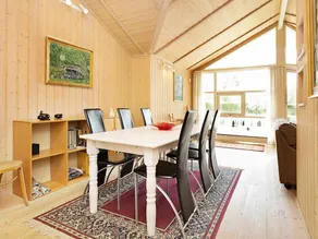 Comfortable Holiday Home in Hornbaek Near Sea - Image 2