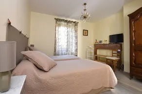 Au Clos Du Célé - Image 3