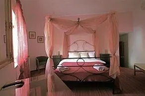 Lefkara Hotel - Image 2