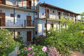 Theodora Studios & Suites - Image 4