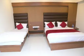Hotel Leisure - Image 2