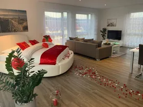 Royal City Apartments - Image 2