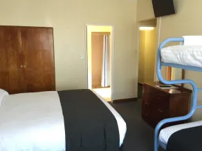 TRC Hotel - Image 3