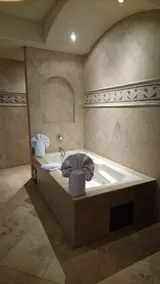 Las Olas Resort and Spa - Image 4