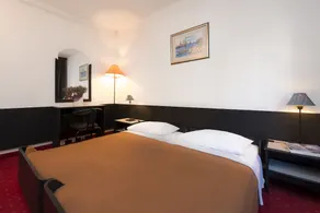 Delfin Hvar Hotel - Image 4